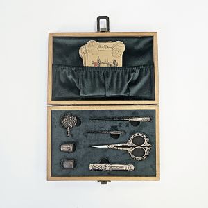15418 - Винтажный набор для рукоделия