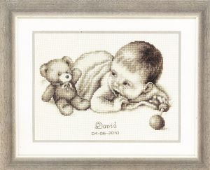 2002-75197 - Ребёнок с медвежонком
