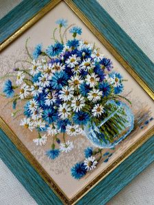 2249 - Ромашки и васильки