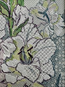 2297 - Белые гладиолусы