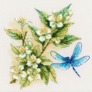 2321 - Стрекоза и жасмин