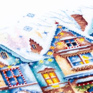 70-23 - Рождественская улочка