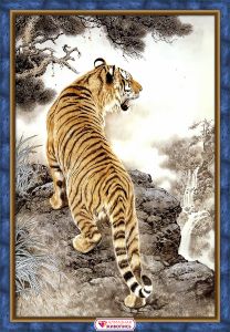 АЖ-4140 - Тигр на скале
