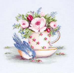 b2324 - Птичка и чашка чая