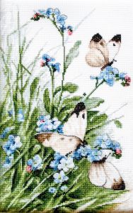 LETI-939 - Бабочки и голубые цветы