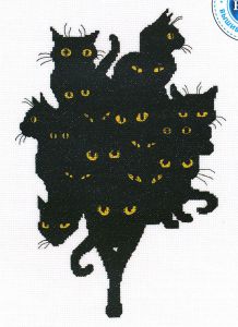 m670 - Среди чёрных котов