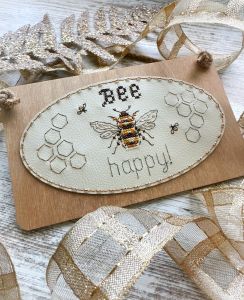 НК-06e - Bee happy. Табличка