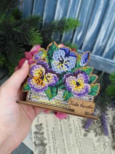 о-152 - Анютины глазки в ящичке