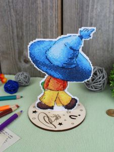 р-1194 - Незнайка (с подставкой)