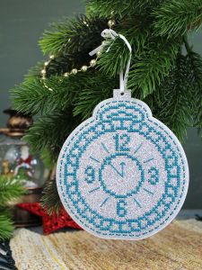 т-1088 - Новогодняя игрушка. Скоро полночь