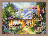 Сказочный дом среди цветов